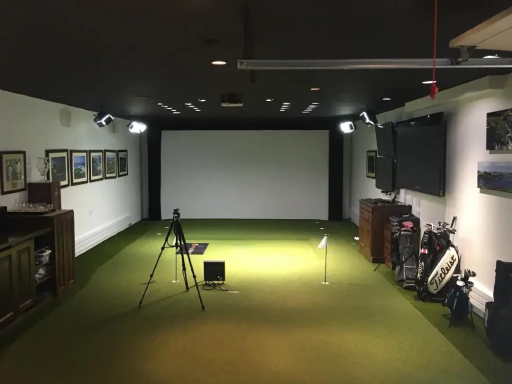 indoor putting green indoor putting green